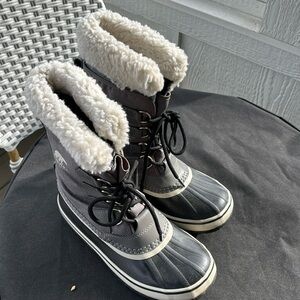 Women’s Sorel winter boots